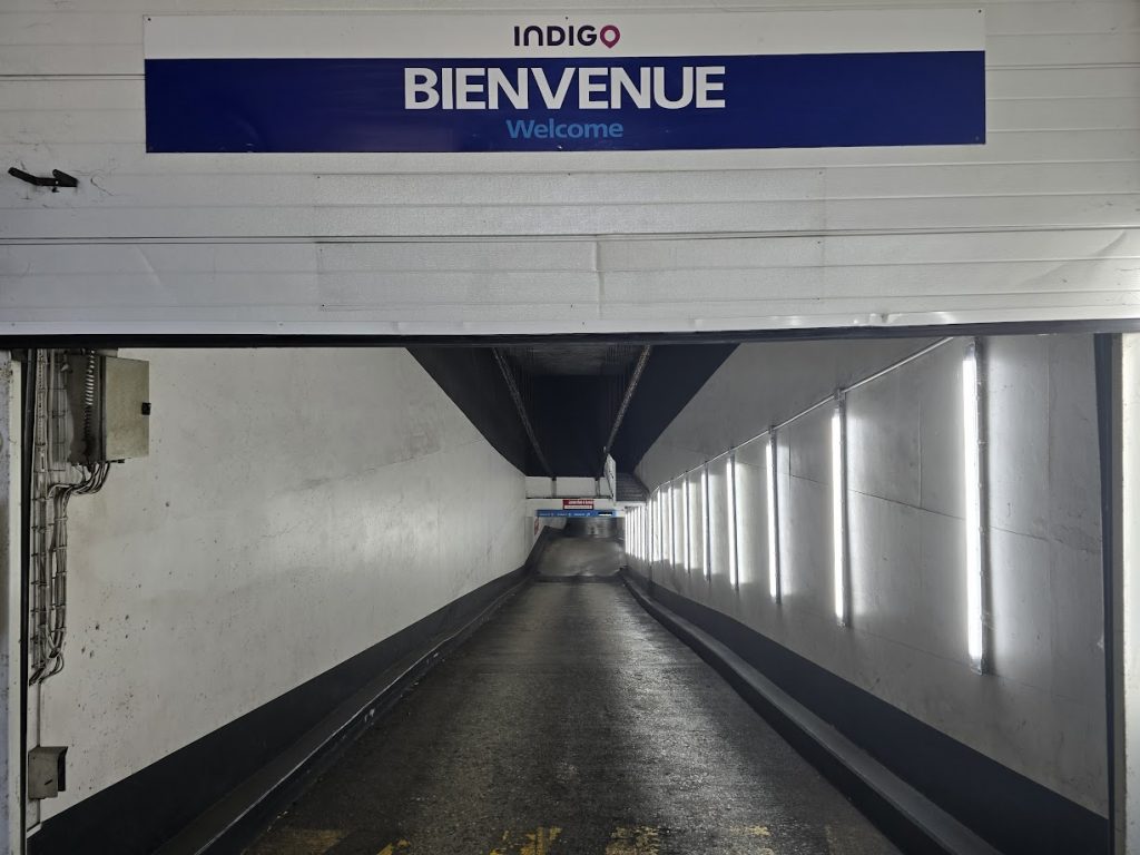 entrée parking parc de la Tête d'Or Lyon - Parking Indigo Lyon Cité Internationale P1