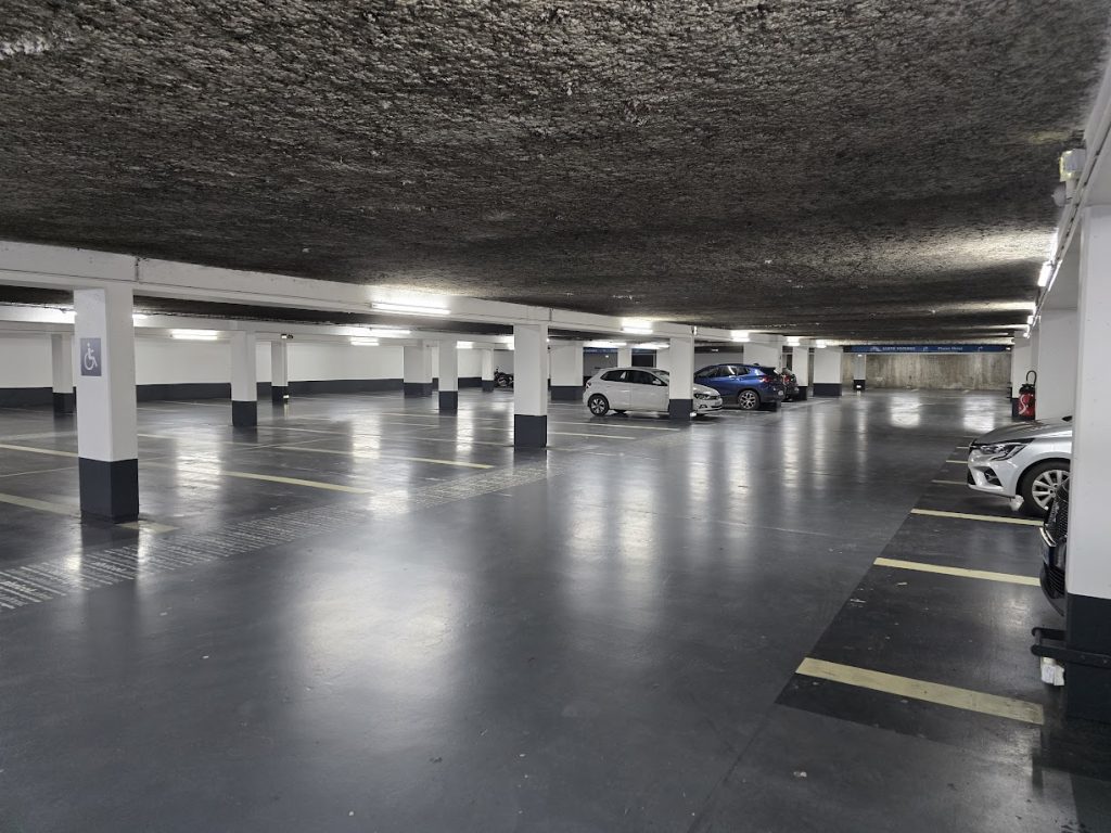 stationnement Parc de la Tête d'Or Lyon - Parking Indigo Lyon Cité Internationale P1