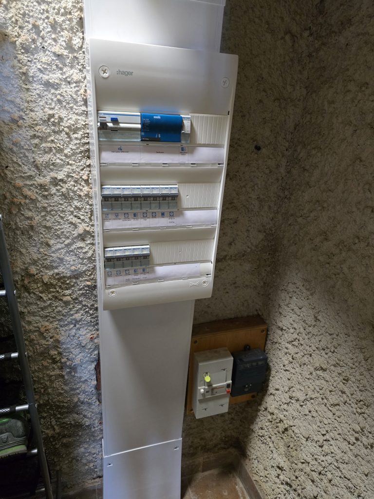 rénovation tableau électrique Feurs 42110 - Ben J elec